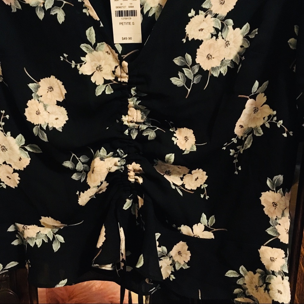 🛑SOLD🛑Express blouse - Picture 3 of 4